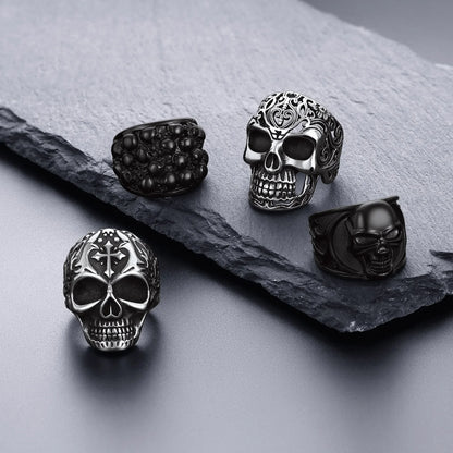 The Celtic Knot Skull Ring