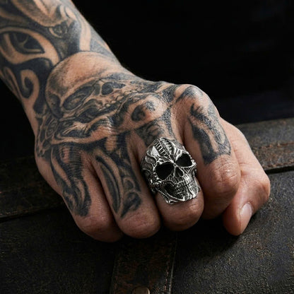 Dark Monarch Skull Ring